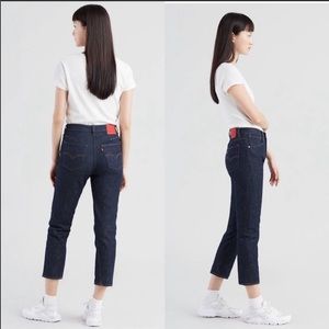 NWT Levi’s engineered slouchy midrise taper